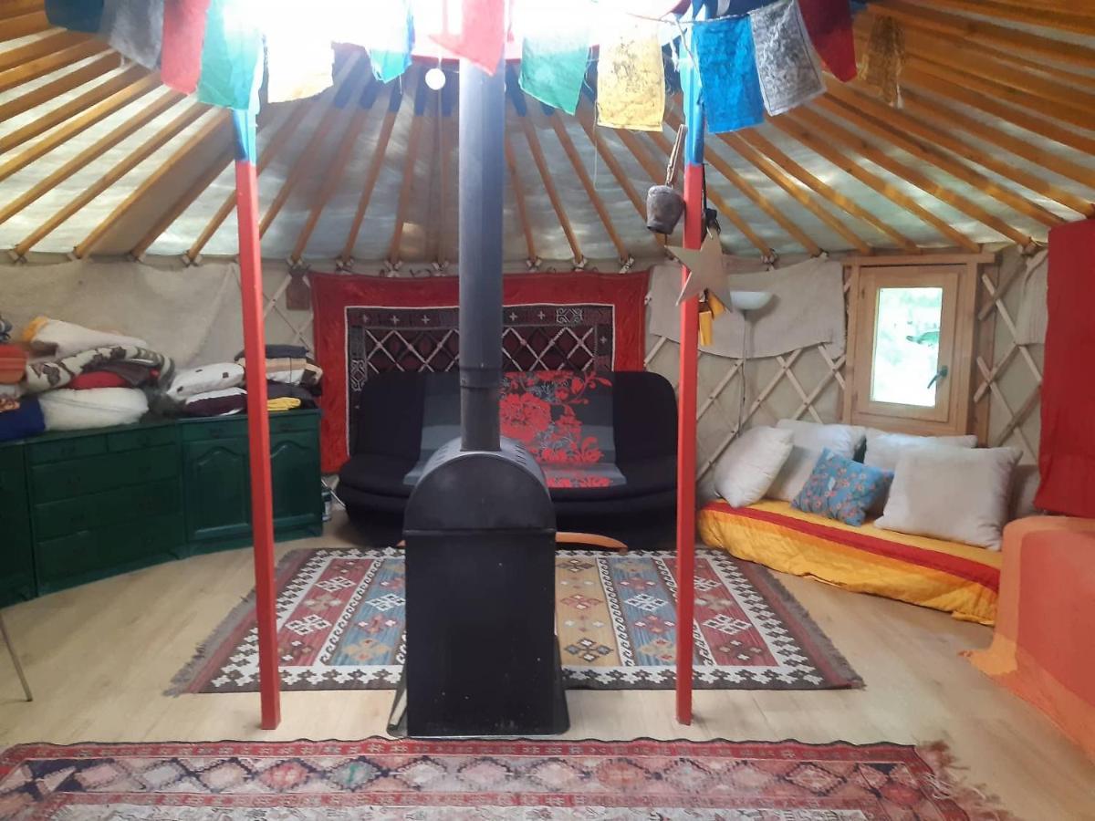 Hotel Jurta Az Erdo Mellett Dezsaval-Keresz-Tanya Pilisszentkereszt Exteriér fotografie